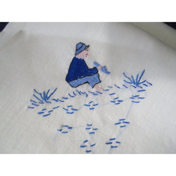 Vintage Embroidered Napkins Blue Shirt Boy Boat Scalloped Edges Four GUC - Picture 4 of 15